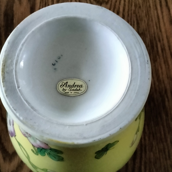 Chinoiserie Ginger Jar w/Flowers & Butterflies Andrea By Sadek Vintage HTF - Picture 5 of 6